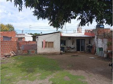 Venta de casa en Merlo Norte