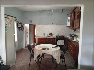 Venta de casa en Merlo Norte
