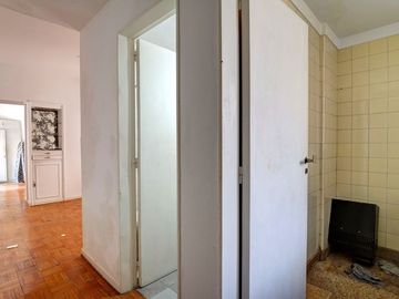 Venta dos ambientes en Retiro con Balcón
