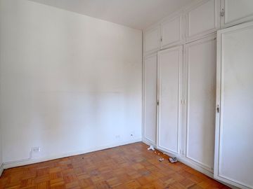 Venta dos ambientes en Retiro con Balcón