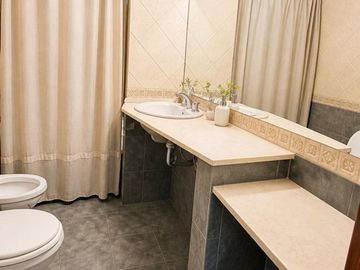VENTA CASA VILLA DEVOTO 3 AMB C/COCHERA Y TERRAZA