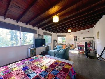 VENTA CASA MULTIFAMILIAR CON GRAN PISCINA Y PARQUE