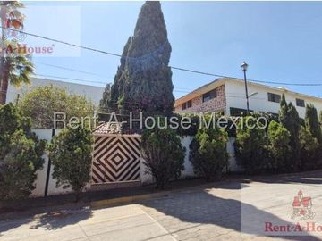 Casa en Venta en Rinconada de Tarango 26-2573.