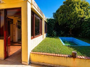 VENTA CASA 3 AMBS HAEDO PARQUE PILETA A RECICLAR