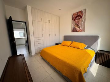 CASA EN VENTA DE 3 RECAMARAS AMUEBLADA CON CASA CLUB EN PLAYA DEL CARMEN