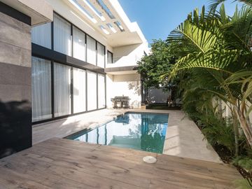 PUNTA TIBURON MARINA Y GOLF, Casa en VENTA con alberca y 5 recamaras, una en PB