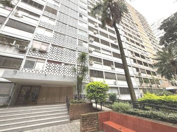 Venta Departamento 3 ambientes Flores - Luminoso