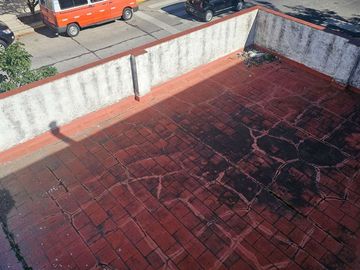 Venta Casa Patio Terraza Cochera en Liniers