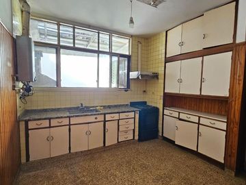 Venta Casa Patio Terraza Cochera en Liniers