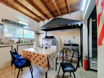 SALON DE EVENTOS EN VENTA MANUEL B. GONNET