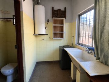 CASA 5 AMBIENTES VENTA VILLA TESEI MULTIFAMILIAR