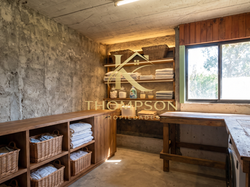 VENTA CASA 5 DORMITORIOS 4 BAÑOS BODEGA ESTACIONAMIENTOS