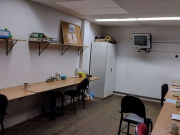 VENTA GALPÓN VICTORIA