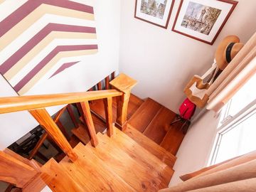 HERMOSO CHALET DE 4 AMB C/ QUINCHO Y PILETA.