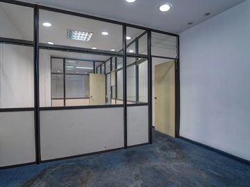 OPORTUNIDAD!! VENTA OFICINA EN MICROCENTRO