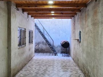CASA 3 AMBIENTES EN VENTA MATADEROS
