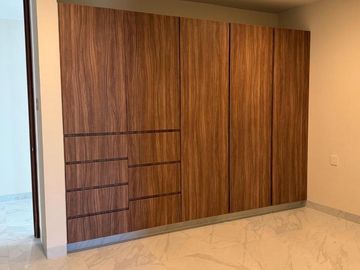 PUNTA TIBURON, Casa en VENTA de 3 recamaras y jardin