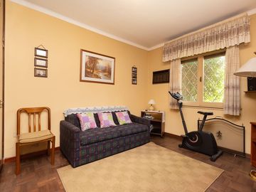 VENTA CASA EN CIUDAD JARDIN 4 AMB - PERMUTA
