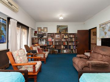 VENTA CASA EN CIUDAD JARDIN 4 AMB - PERMUTA