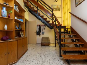 VENTA CASA EN CIUDAD JARDIN 4 AMB - PERMUTA