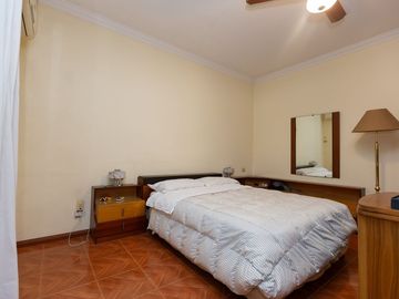 VENTA CASA EN CIUDAD JARDIN 4 AMB - PERMUTA