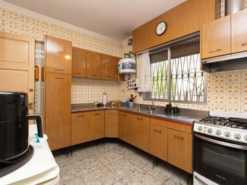 VENTA CASA EN CIUDAD JARDIN 4 AMB - PERMUTA