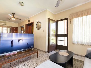 VENTA CASA EN CIUDAD JARDIN 4 AMB - PERMUTA