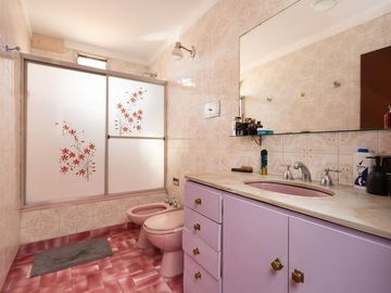 VENTA CASA EN CIUDAD JARDIN 4 AMB - PERMUTA