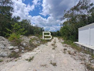 Terreno En Venta Avenida Chac Mool