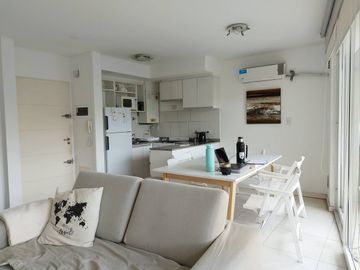 VENTA DEPARTAMENTO  2 AMB BALCON SUM GYM LAUNDRY