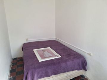 VENTA DE CASA EN PH DE DOS DORMITORIOS
