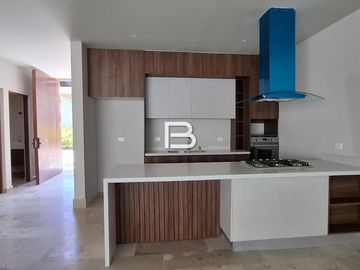 Casa en Venta Via Cumbres Cancun