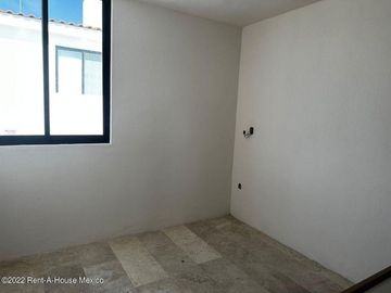 Ciudad Maderas casa de 3 recamaras en VENTA RAH3668