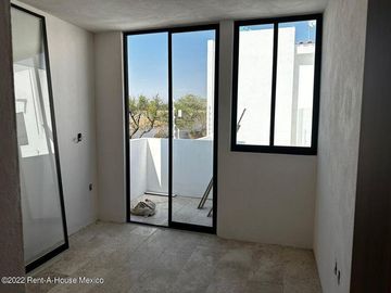 Ciudad Maderas casa de 3 recamaras en VENTA RAH3668