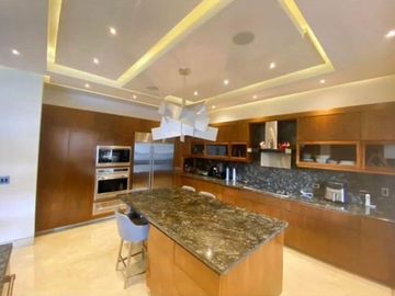 Casa en Fraccionamiento en Venta en Club de Golf La Herradura