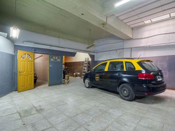 OPORTUNIDAD Vta Deposito + Casa PA 3 Amb - B° Naon