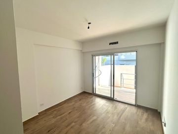 VENTA DTO 2 AMB PATIO Y BALCON V MITRE FINACIACIÓN