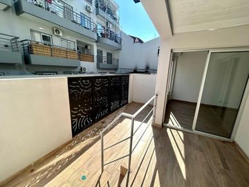 VENTA DTO 2 AMB PATIO Y BALCON V MITRE FINACIACIÓN