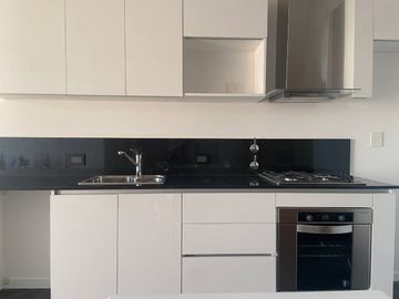 DEPTO 3 AMB VENTA MATADEROS BALCÓN OPC/COCHERA