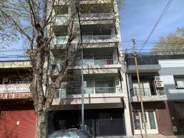 DEPTO 3 AMB VENTA MATADEROS BALCÓN OPC/COCHERA