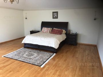 CASA EN VENTA EN CACALOMACÁN TOLUCA