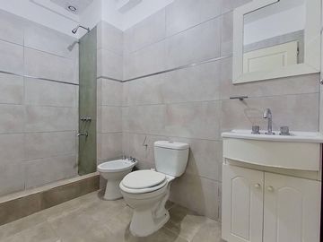 VENTA PH 3 AMB SARANDI PATIO