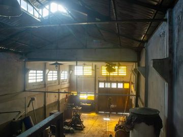 GALPON EN VENTA EN AVELLANEDA