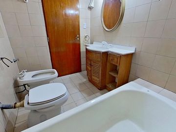 CASA 3 AMBIENTES VENTA FLORESTA + SEGUNDA VIVIENDA