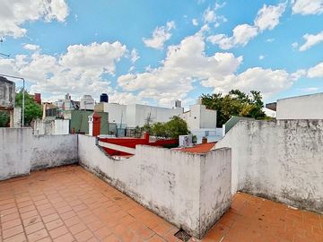 CASA 3 AMBIENTES VENTA FLORESTA + SEGUNDA VIVIENDA