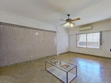 CASA 3 AMBIENTES VENTA FLORESTA + SEGUNDA VIVIENDA