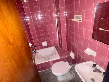 VENTA DEPARTAMENTO 4 AMBIENTES C/BALCON -BALVANERA