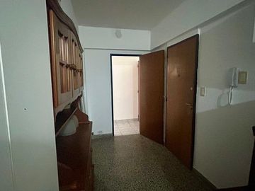 VENTA DEPARTAMENTO 4 AMBIENTES C/BALCON -BALVANERA