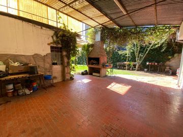VENTA CASA  IDEAL INVERSOR - HURLINGHAM