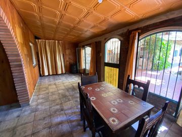 VENTA CASA  IDEAL INVERSOR - HURLINGHAM